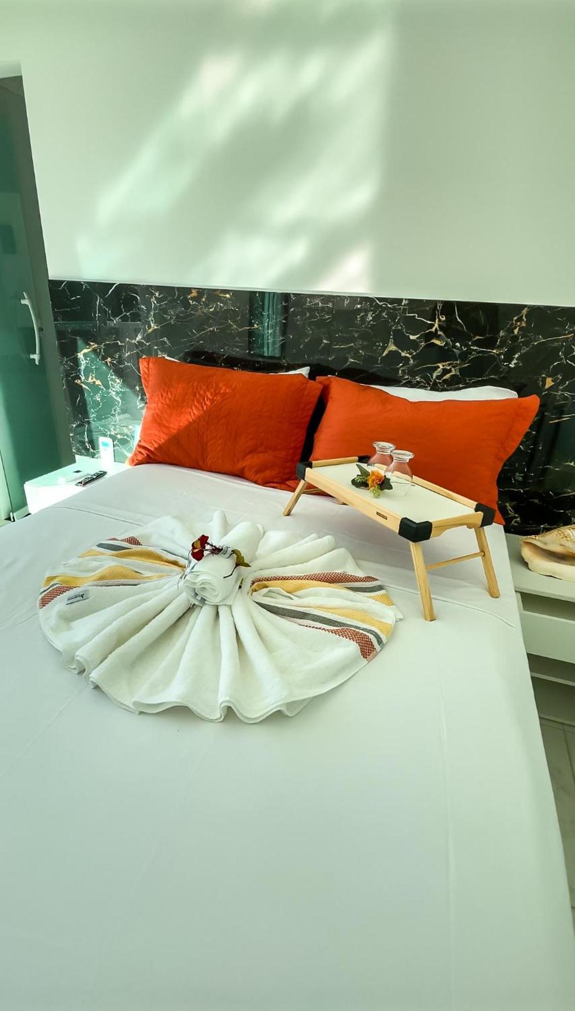 Estrela Premium Pousada Hotel Гамбоа Екстериор снимка