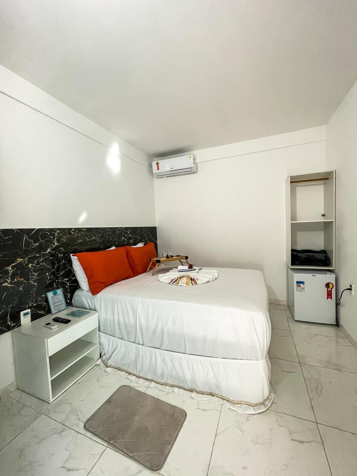 Estrela Premium Pousada Hotel Гамбоа Екстериор снимка